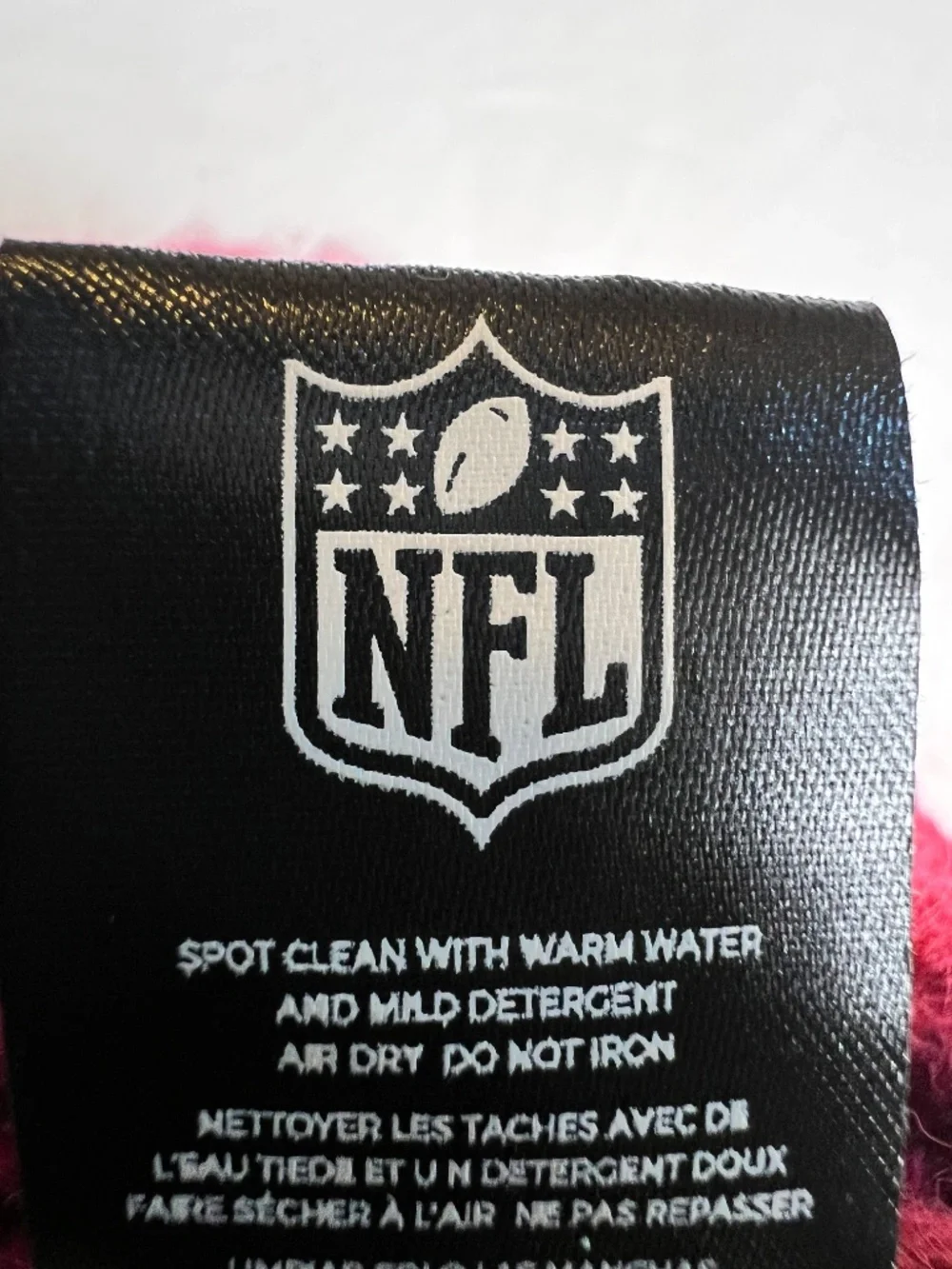 *FIRM PRICE* NWT - ‘47 Brand Washington Redskins Knit Beanie & Faux Fur Pompom - Picture 4 of 6